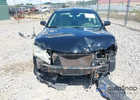 2011 Toyota Camry Le z USA, uszkodzony, nr VIN 4T1BF3EK2BU191320